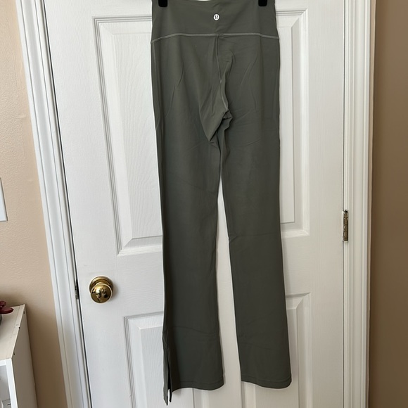 NWOT Lululemon Groove Pants - Split Hem - Grey Sage - Picture 3 of 3
